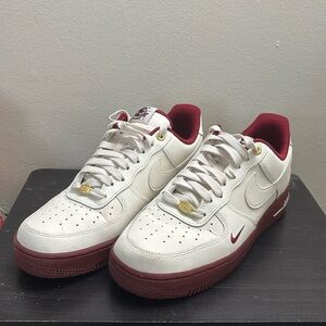 Nike Women's AirForce 1, 9.5 Women
